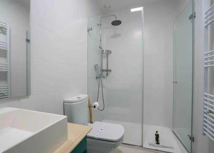 Hideaway By Lovelystay Apartment